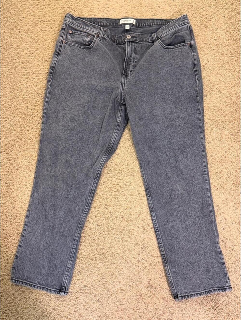 Abercrombie & Fitch Women's '90s Straight Mid-Rise Jeans - Charcoal SHORT